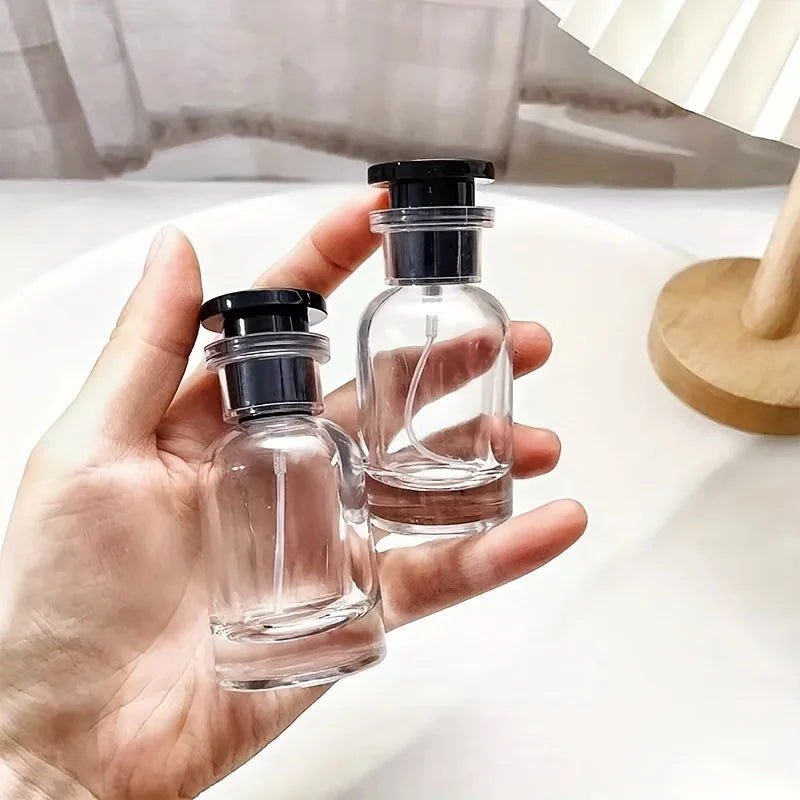 Botella de muestra inspirada en Louis Vuitton